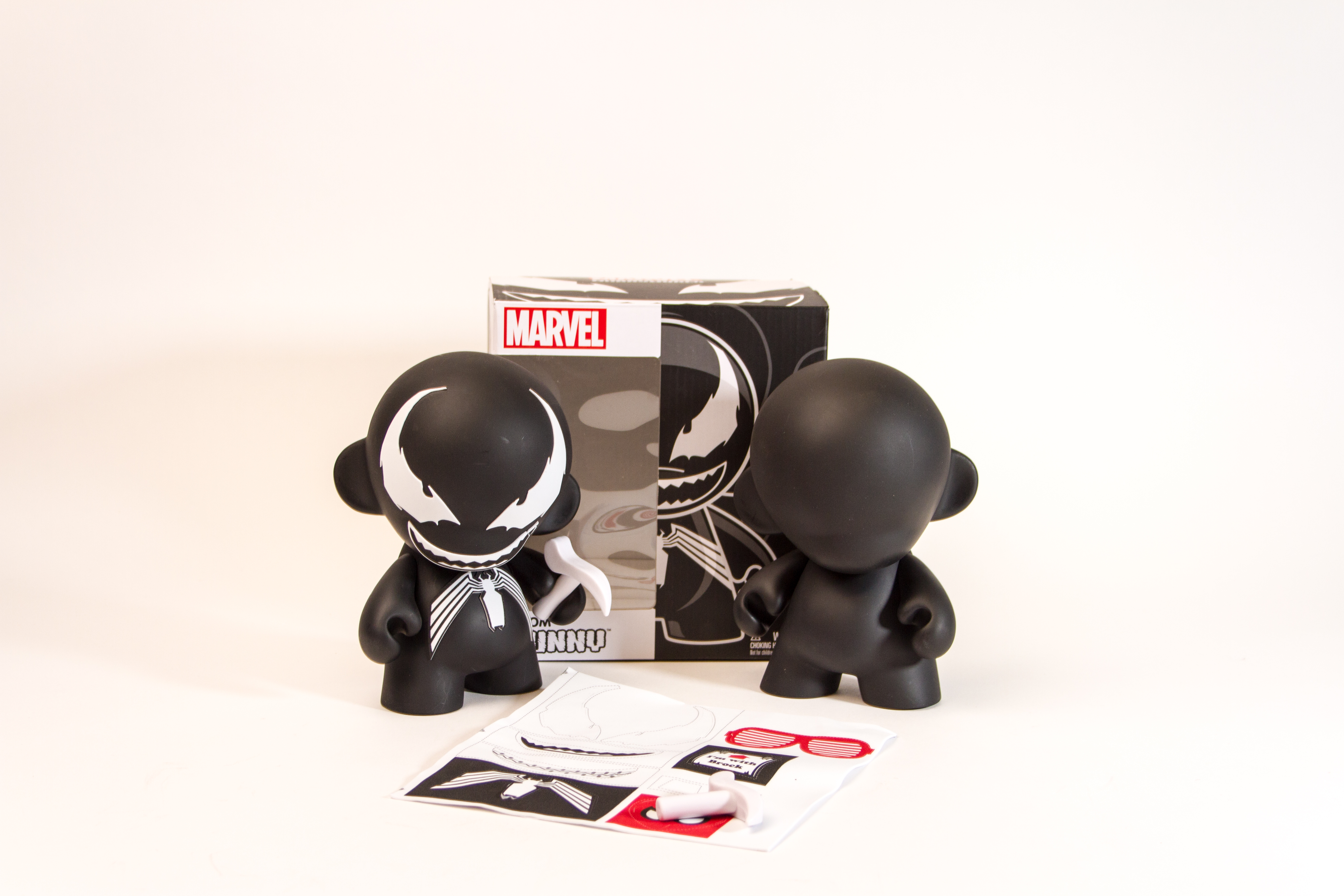 Kidrobot Marvel Munny Venom Action Figure 
