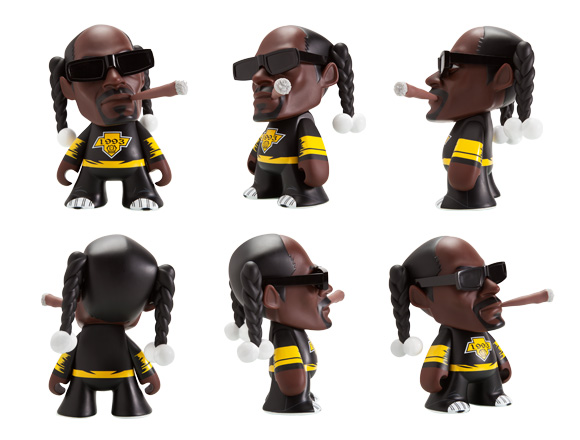 snoop dogg action figure