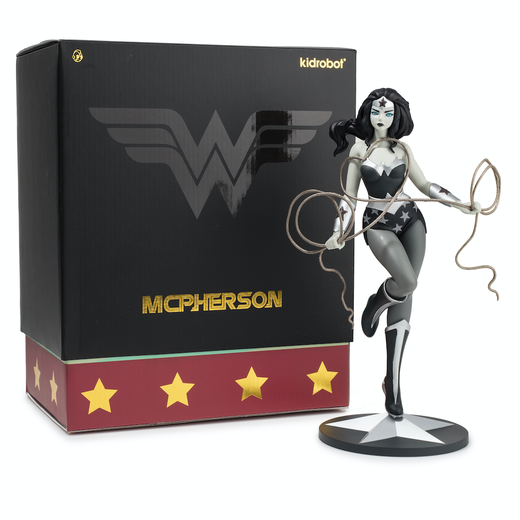 Kidrobot x DC comics Wonder Woman Vinyl Art Medium Figure